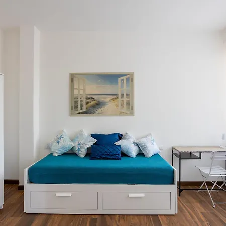 Trilocale Con Self Check-in Ad Apartman Arona